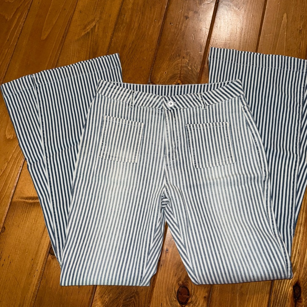 Women’s flare jeans